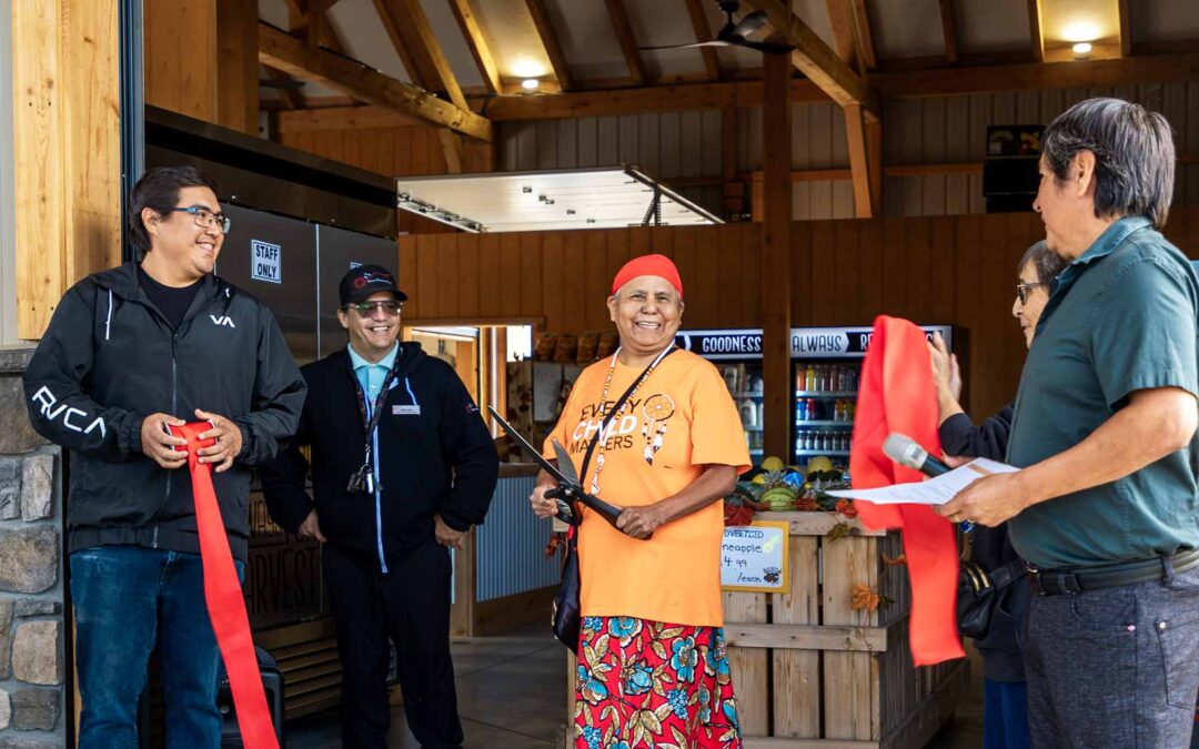 Ribbon Cutting Celebrates the Opening of the Produce Section at Teníye Local Market